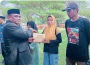 Momentum Hari Kebangkitan Nasional, Empat Warga Muna Barat Terima Bantuan dari Pemda