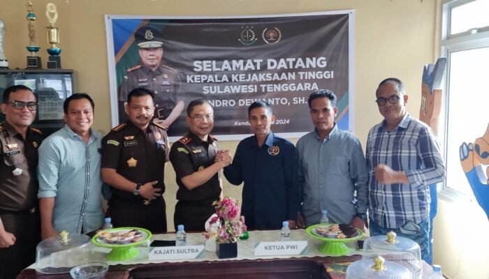 Kunjungi PWI, Kajati Sultra Tekankan Jaksa dan Pers Junjung Tinggi Kejujuran dalam Penyebaran Informasi Publik