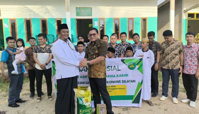 Sambut Hari Bhakti Adhyaksa, Kejari Konawe Selatan Santuni Anak Yatim