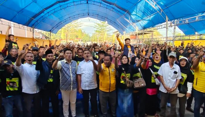 Ratusan Warga Ibu Kota Konsel dan Baito Ramai-Ramai Nyatakan Dukungan ke Irham-Wahyu di Pilkada