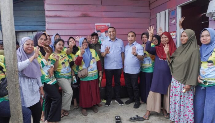 Blusukan di Watubangga, AJP-ASLI Bakal Bangun Infrastruktur dan Pemekaran Aloo Jaya jadi Kelurahan