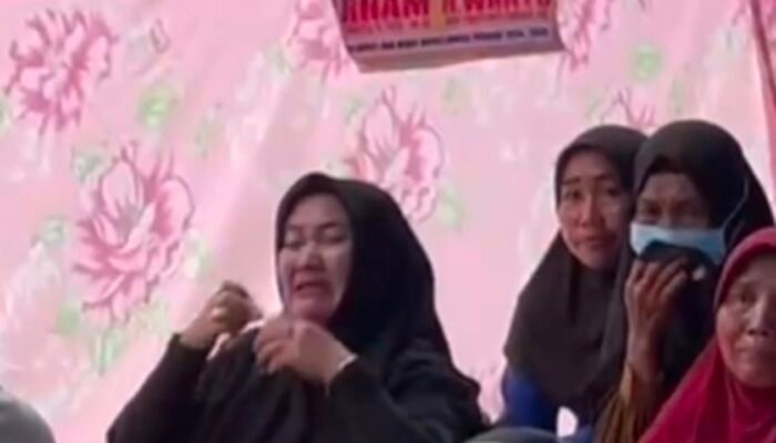 Tangis Haru Masyarakat Warnai Kampanye Irham-Wahyu di Ranomeeto Barat