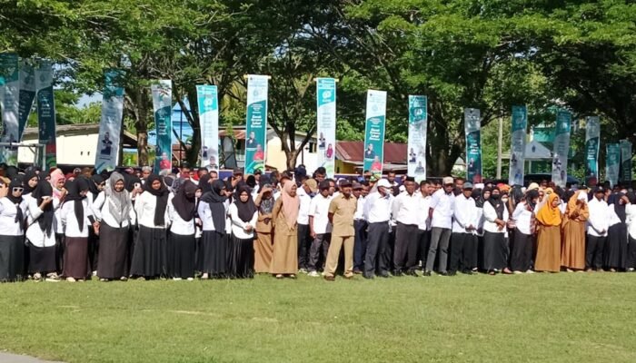 Pj Bupati Mubar Ingatkan Tenaga Honorer Tegak Lurus Terhadap Pimpinan