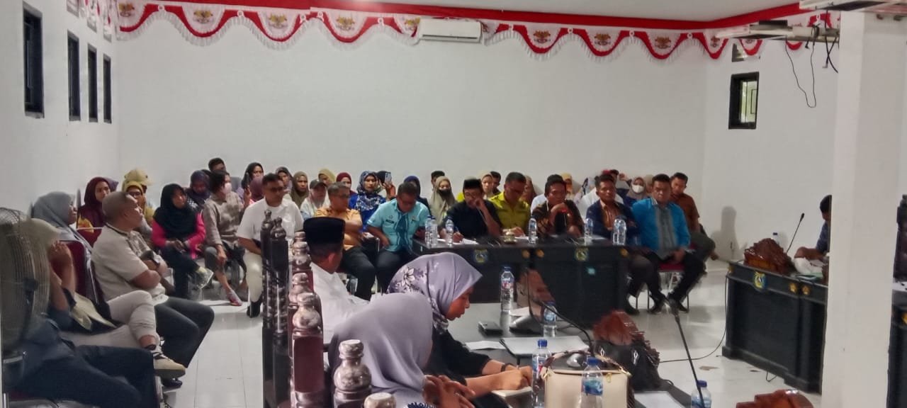 Suasana Rapat Dengar Pendapat antara pihak DPRD dan Pimpinan OPD Lingkup pemerintah daerah kabupaten Muna Barat