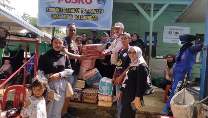 PWI Sultra Galang Donasi Bantu Korban Kebakaran di Puuwatu