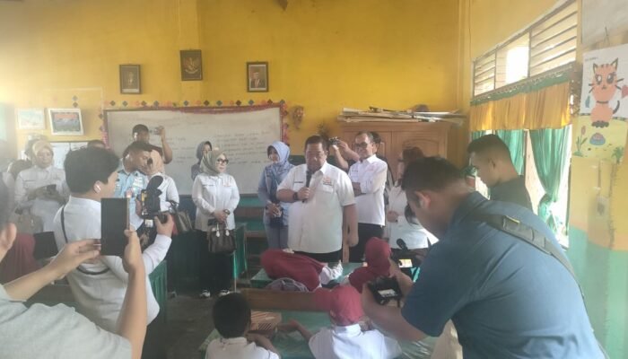 Dukung Program Presiden, Lanud Haluoleo Kendari Kolaborasi Bersama Kadin Sultra Salurkan Makan Siang Bergizi Gratis