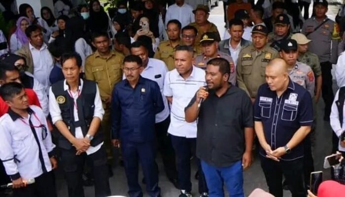 Dewan Kota Kendari Siap Perjuangkan Nasib Honorer Paruh Waktu