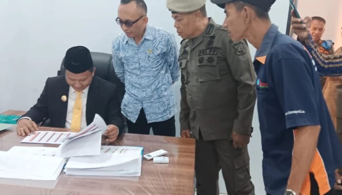 Sidak OPD, Bupati Muna Barat Temukan ASN Tidak Disiplin Hingga Absen yang Berantakan