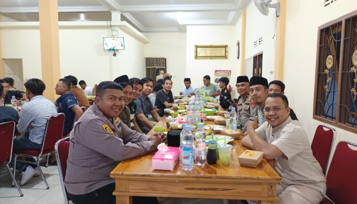 Pererat Silaturahmi, Polres Konsel Buka Puasa Bersama Mahasiswa, Tokoh Pemuda dan Insan Pers