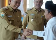 Bupati Irham Kalenggo Angkat Imam Masjid di 25 Kecamatan