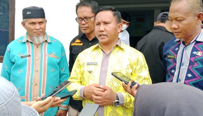 Bupati La Ode Darwin Warning Pejabatnya Tinggal di Muna Barat, Jika Tak Ingin Dicopot