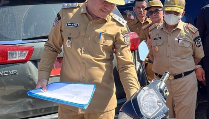 Dukung Program Pemprov, Wabup Konsel Ingatkan Randis harus Taat Pajak