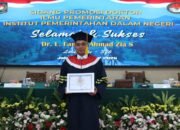 Putra Kelahiran Desa Ulu Lakara Konsel Raih Gelar Doktor Ilmu Pemerintahan di IPDN