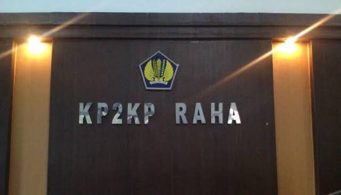 Warga Keluhkan Pelayanan KP2KP Raha yang Dinilai Lambat