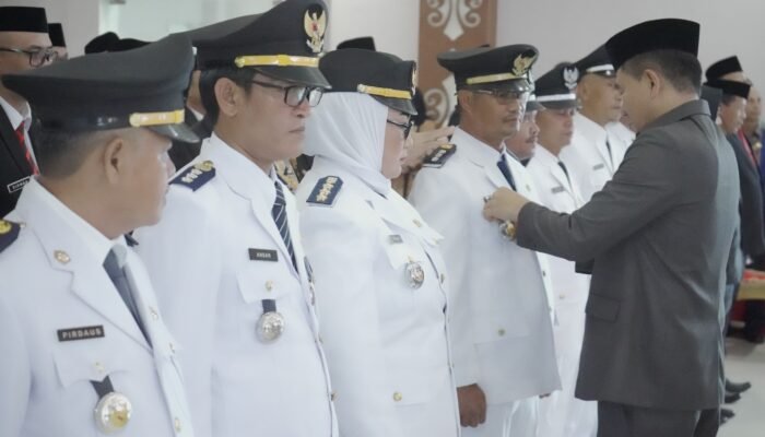 Jilid Pertama Bupati Irham Kalenggo Lantik Pejabat Eselon III dan IV, Berikut Daftarnya :
