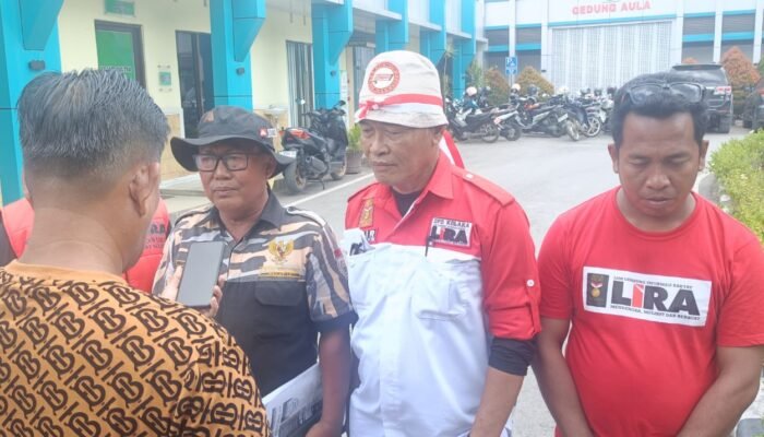 LSM Lira dan Pekat IB Laporkan Dugaan Korupsi dan Pencucian Uang Perusda Kolaka ke Kejati Sultra