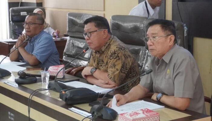 Komisi III DPRD Kota Kendari Gagas Raperda Penggunaan Produk Plastik Sekali Pakai