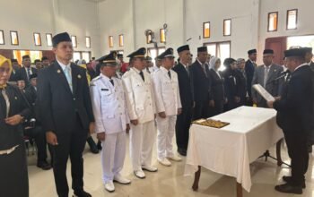 Bupati Muna Barat Lantik 205 Pejabat Eselon III dan IV