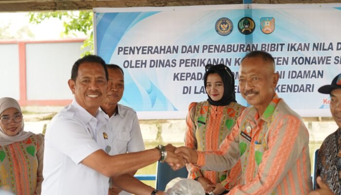 Dinas Perikanan Konsel Serahkan Bantuan Bibit Ikan untuk Lapas Kelas II A Kendari