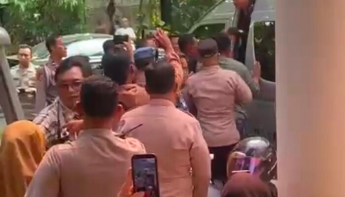 Tagih Janji Gubernur Sultra, Puluhan Mahasiswa asal Sultra Ditangkap Polrestabes Jakarta Pusat dan Diperlakukan Seperti Tahanan