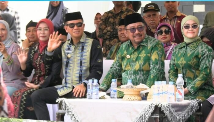 Hadiri Pawai STQH XXVIII Nasional, Bupati Irham Kalenggo Dukung Lahirnya Generasi Qur’ani