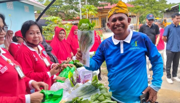 Ketua Komisi III DPRD Apresiasi Kegiatan Pasar Tani Distan Kota Kendari