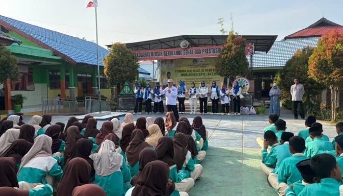 BNNP Sulawesi Tenggara Bersama IWAPI Sosialisasikan Bahaya Narkoba, Jadikan Pelajar Agen Perubahan dan Proteksi Dini Anti Narkoba