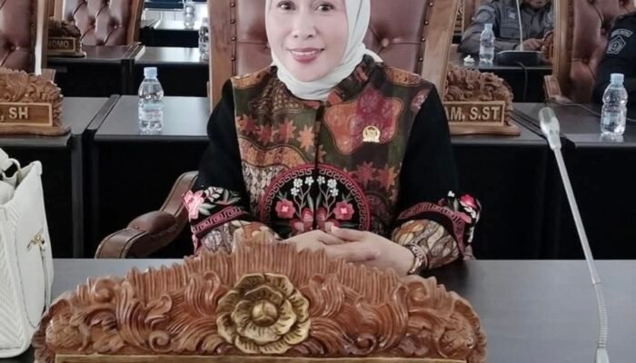 DPP Partai NasDem Tunjuk Hj Yuli Yati Pimpinan DPRD Konsel Gantikan Ronald Rante Alang