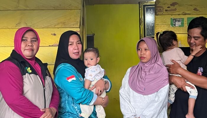 Ketua TP-PKK Konsel Anjang Sana ke Tinanggea sebagai Upaya Pencegahan dan Penurunan Stunting