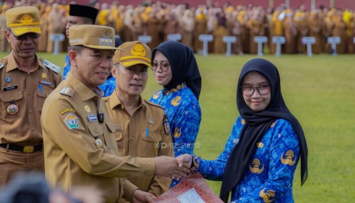 Bupati Irham Kalenggo Lantik 4.345 PPPK Paruh Waktu dan Galang Donasi Korban Banjir di Sumatera