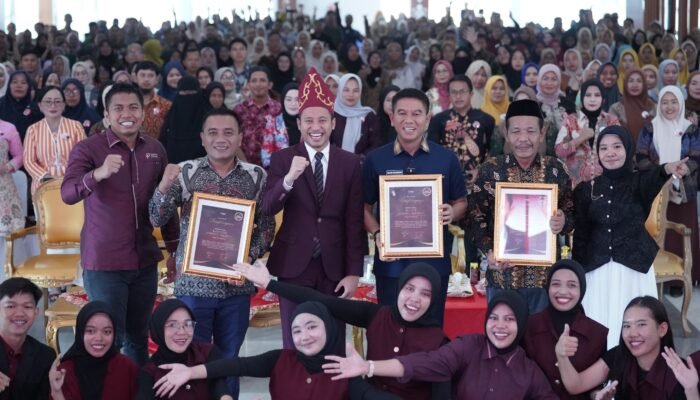 Dinas PK Gelar Seminar Nasional, Lahirkan Guru Unggulan dan Pelajar Cerdas Berprestasi