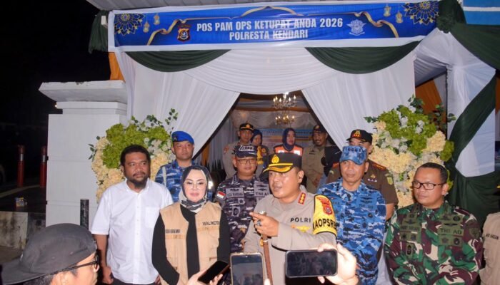 Ketua DPRD Kota Kendari Bersama Wali Kota Tinjau Pos Pam Lebaran, Pastikan Layanan Keamanan Optimal Selama Idulfitri