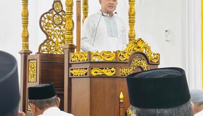 Jadikan Ramadan Madrasah Rohaniah, Menyantuni Anak Yatim dan Kaum Dhuafa