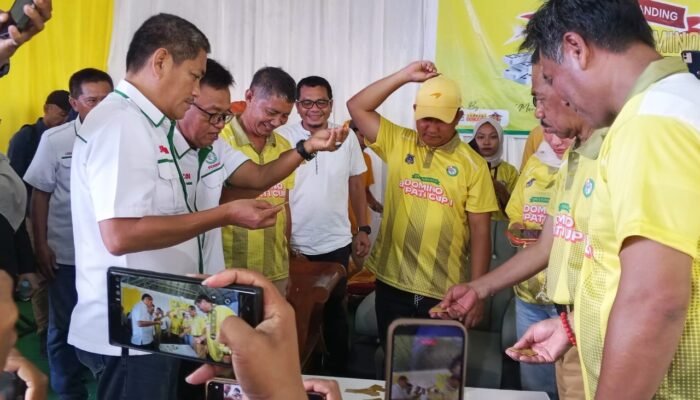Bupati La Ode Darwin Buka Turnamen Domino Bupati Cup I, Perebutkan Total Hadiah Rp 100 Juta