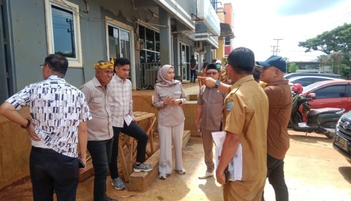 Komisi I dan III DPRD Kota Kendari Tinjau Pengelolaan Limbah B3 di Dua Perusahaan di Kota Kendari