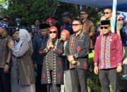 Konsel Tampilkan Pesona Adat Tolaki dan Keberagaman Budaya di Pawai Budaya HUT Sultra ke-62