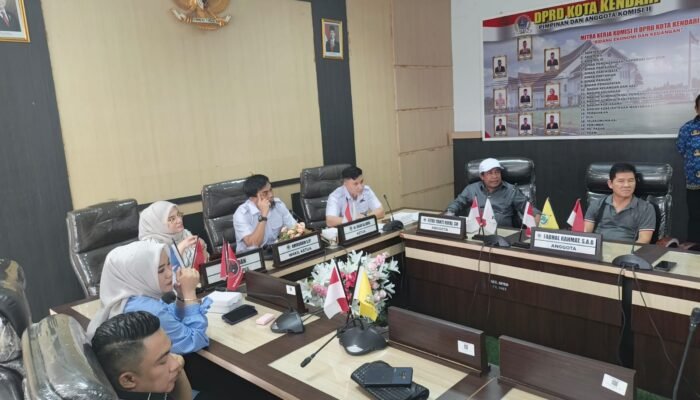 Komisi II DPRD Kota Kendari Gelar RDP Bahas Aduan Warga Terkait Perizinan dan Dugaan Kebisingan di Karaoke Bromo Eksekutif