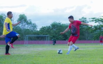Banjir Gol!!! Bupati Irham Kalenggo Cetak Gol, PS DPRD Takluk Ditangan PS Garuda