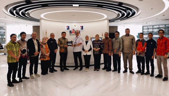 Pemda dan DPRD Dorong Pemerataan Akses Internet di Konawe Selatan
