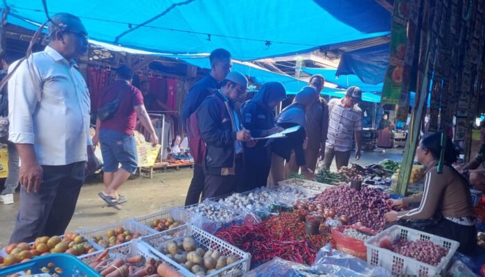 Disperindag Konsel Sidak Pasar, Harga Cabai di Konawe Selatan Meroket