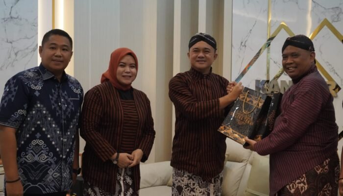 Pererat Hubungan Lintas Daerah, Wabup Wahyu Hadiri HUT Sleman ke-110