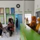 Indonesia Raya Bergema di Puskesmas Kabawo, Pelayanan dan Nilai Kebangsaan Digaungkan