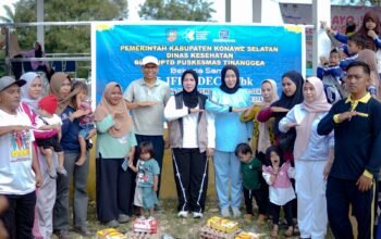 Kadinkes Konsel Salurkan Bantuan PMT dan Cek Kesehatan Gratis di Tinanggea