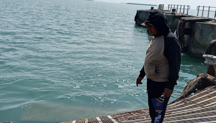 Dermaga Tondasi Patah, Muatan Fery Dibatasi Tiga Ton Ancam Penurunan PAD