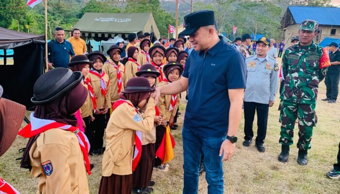 Buka Porseni di Laonti, Wabup Wahyu Apresiasi Warga Pesisir Konsel Mengisi Semangat Kemerdekaan