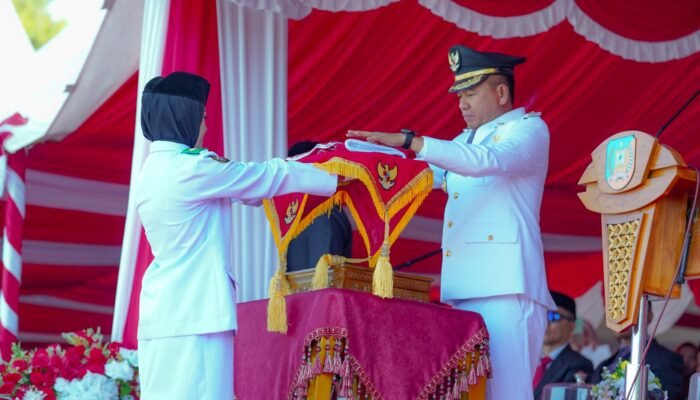 Momentum Peringatan HUT ke-81 RI, Bupati Konsel : Warisan Perjuangan Pahlawan Perlu Diisi dengan Peningkatan Pelayanan Publik