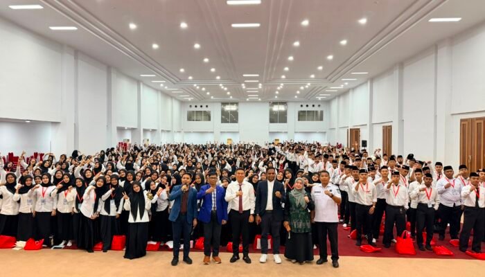 Bupati Irham jadi Dosen Sehari di PBAK UIN, Gaungkan Nilai Integritas, Antikorupsi dan Bahaya Narkoba