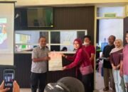 IDI Konsel Gelar Bakti Sosial Pemeriksaan Mata, Bagikan 100 Kacamata Baca Gratis di Tinanggea