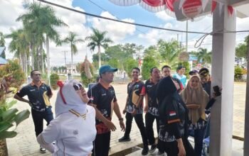 Sinergi KPU dan Bawaslu Konsel Mengisi Kemerdekaan dengan Lomba Makan Kerupuk dan Lari Karung