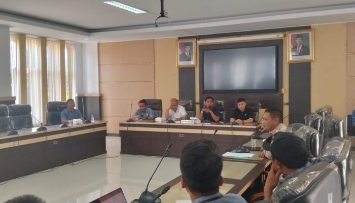 Komisi II DPRD Kendari Gelar RDP, Soroti Pengisian BBM Gunakan Jerigen di SPBU Rabam